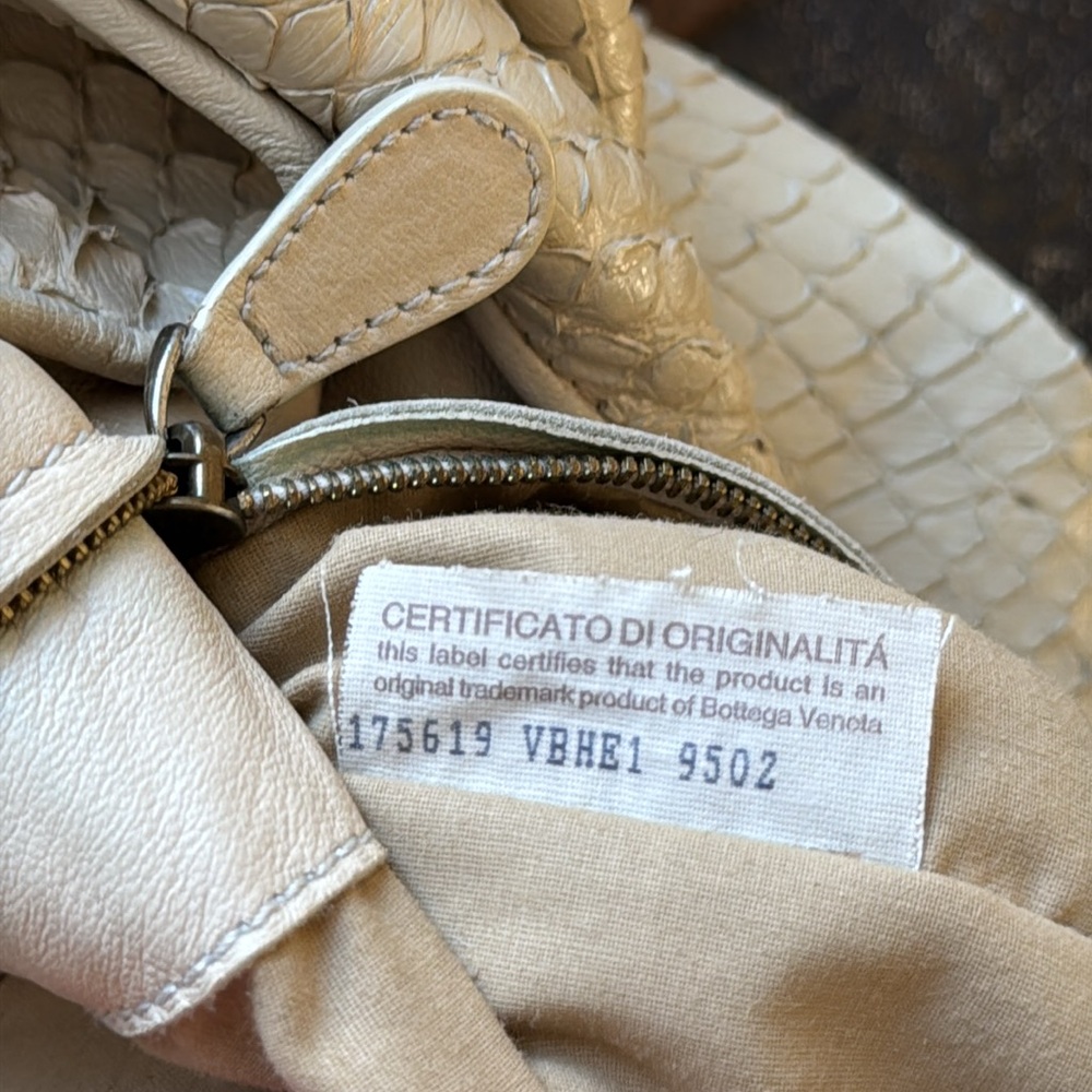 Bottega Veneta Limited Edition Sloan Python Embossed Leather Hobo Bag - Picture 9 of 17